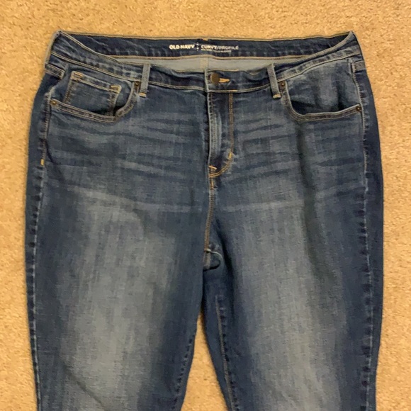 🌼EUC🌼Old Navy Curvy Skinny Jeans - Picture 2 of 11